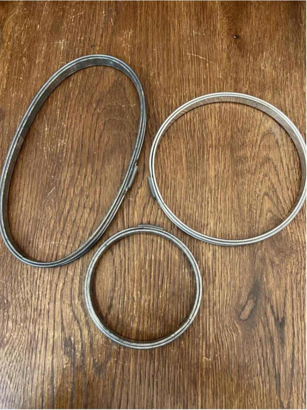 Vintage Metal Embroidery Hoops Lot of 3 Oval 9” & Round 6” + 4” Antique Sewing